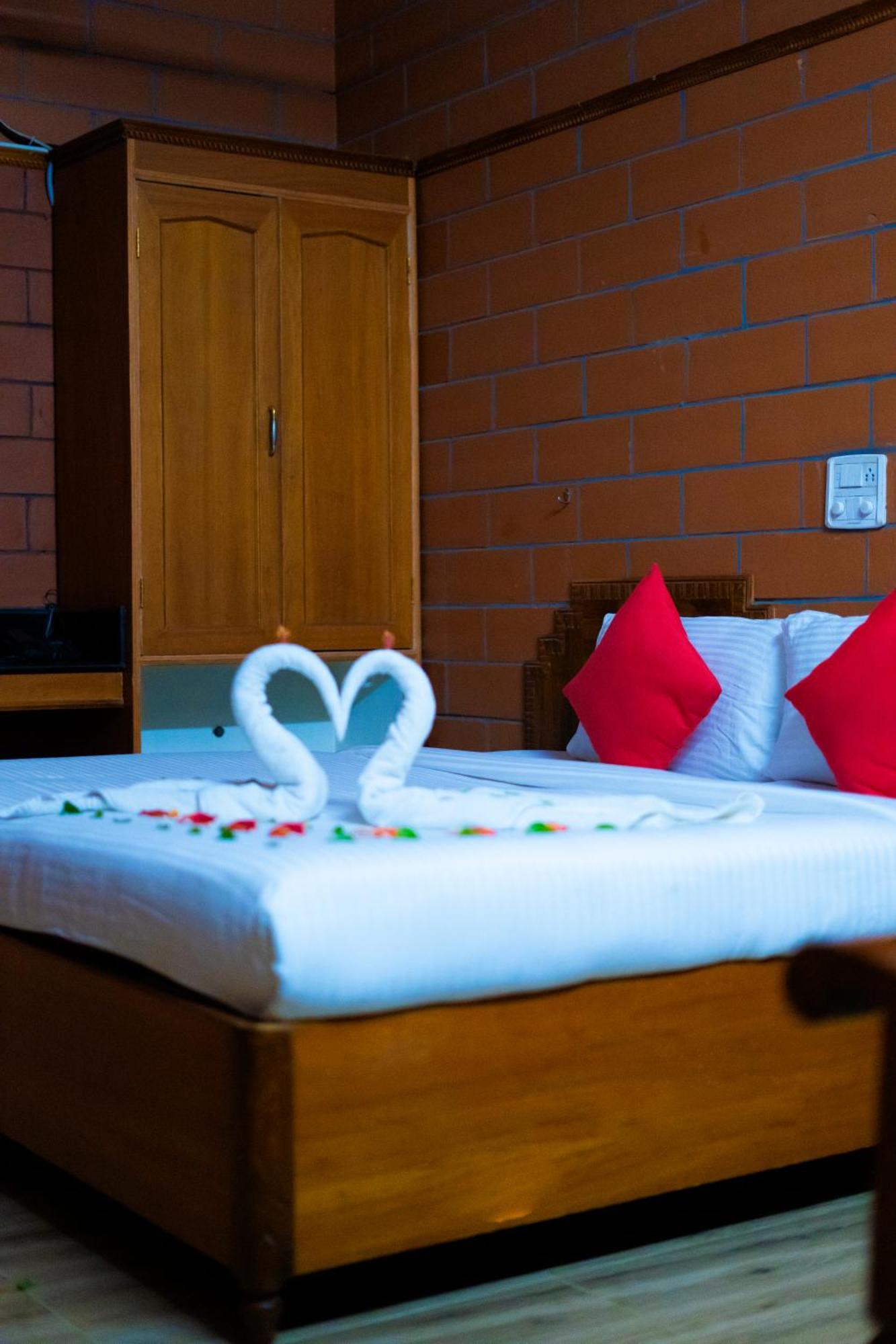 The Nest Inn Resort Masinagudi Bagian luar foto