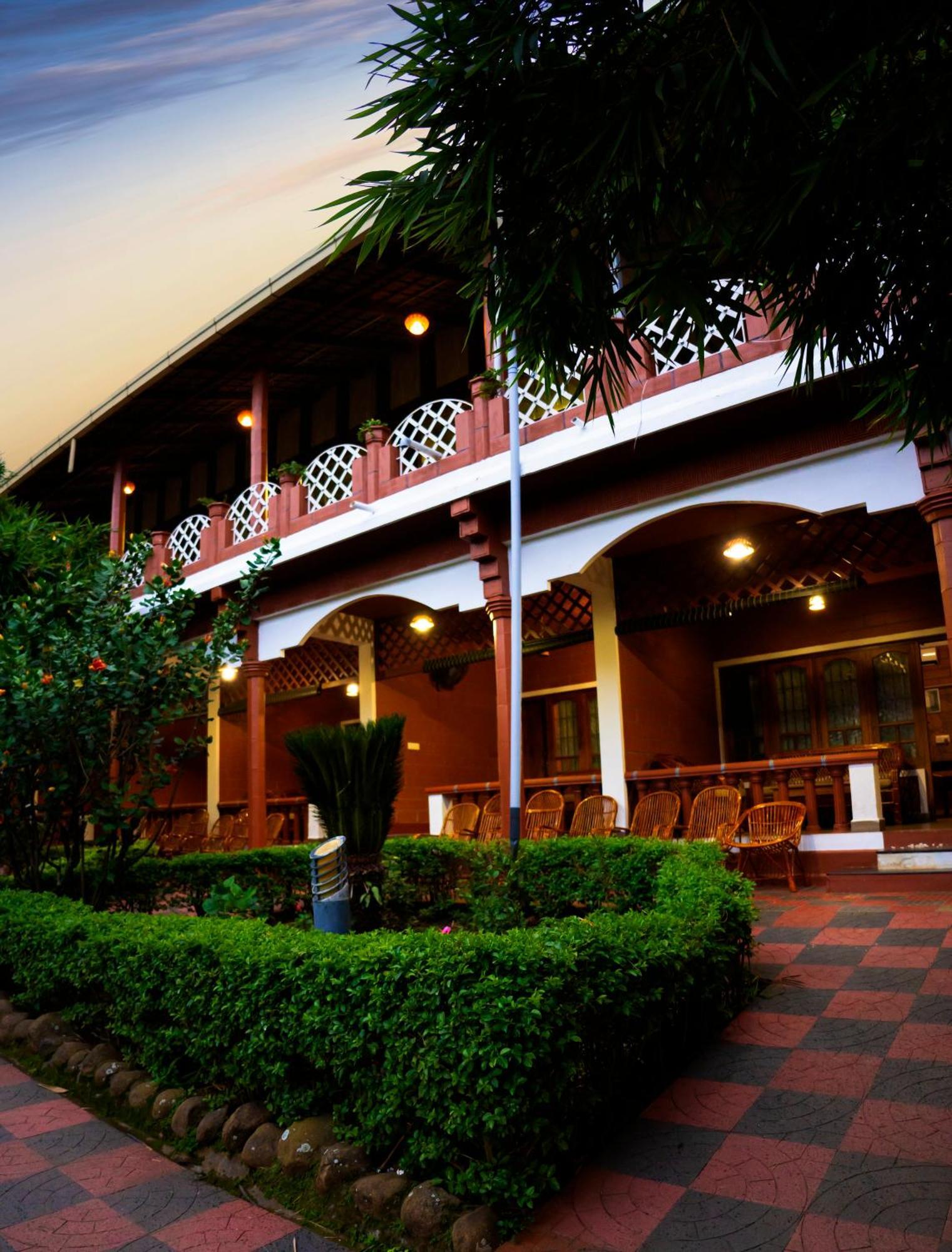 The Nest Inn Resort Masinagudi Bagian luar foto