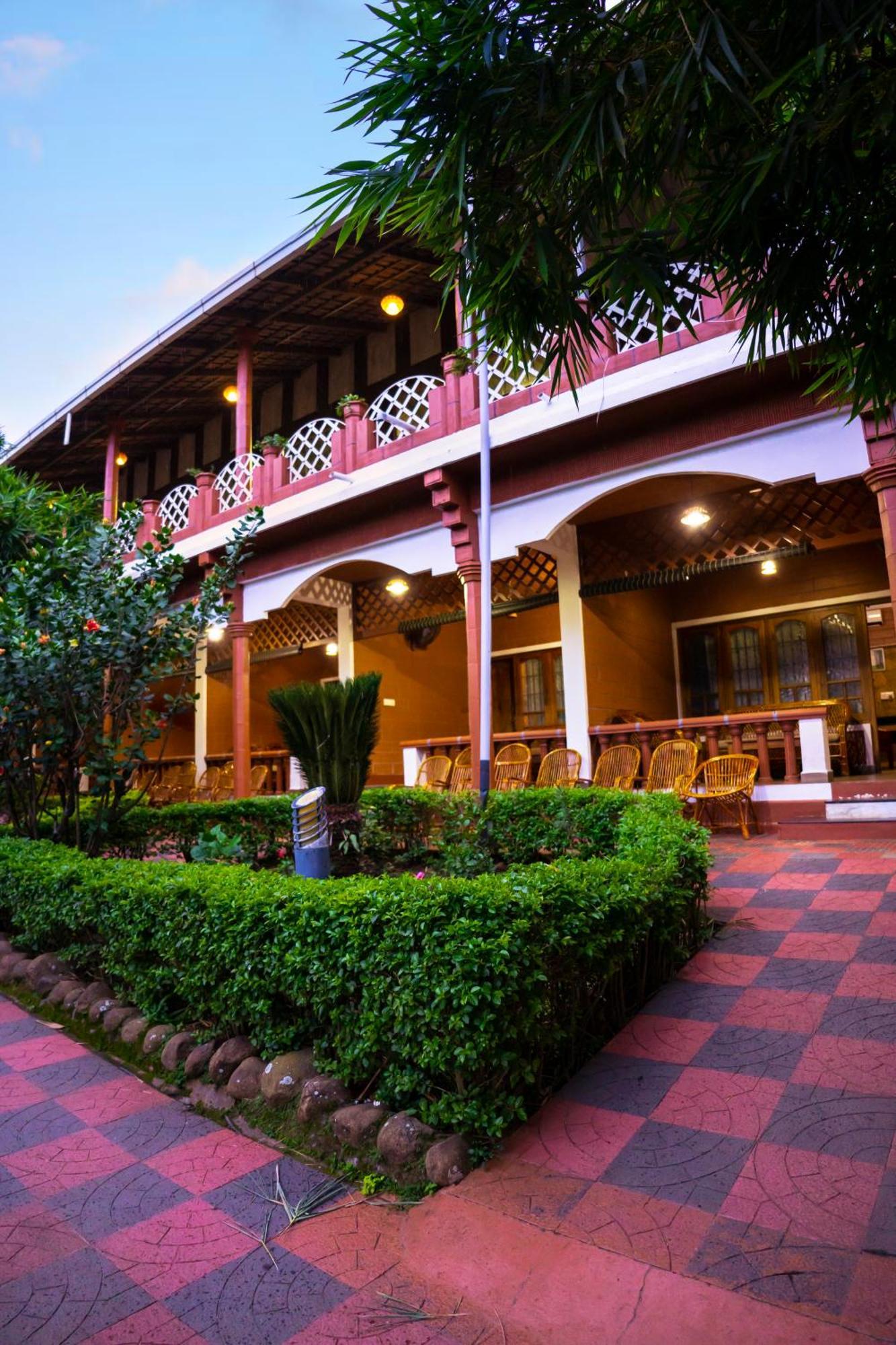 The Nest Inn Resort Masinagudi Bagian luar foto